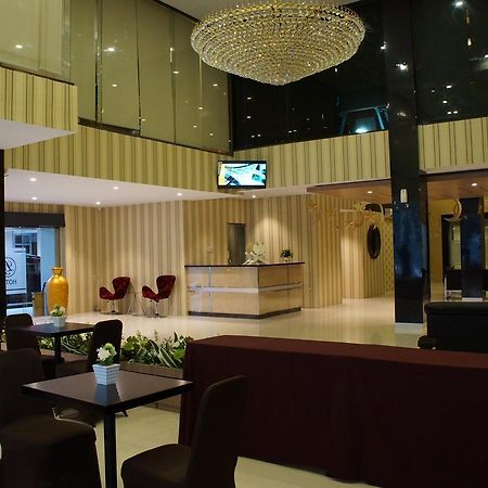 Lj Hotel 메단 외부 사진