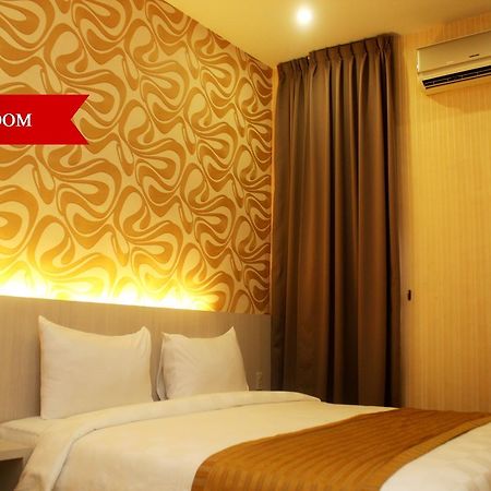 Lj Hotel 메단 외부 사진