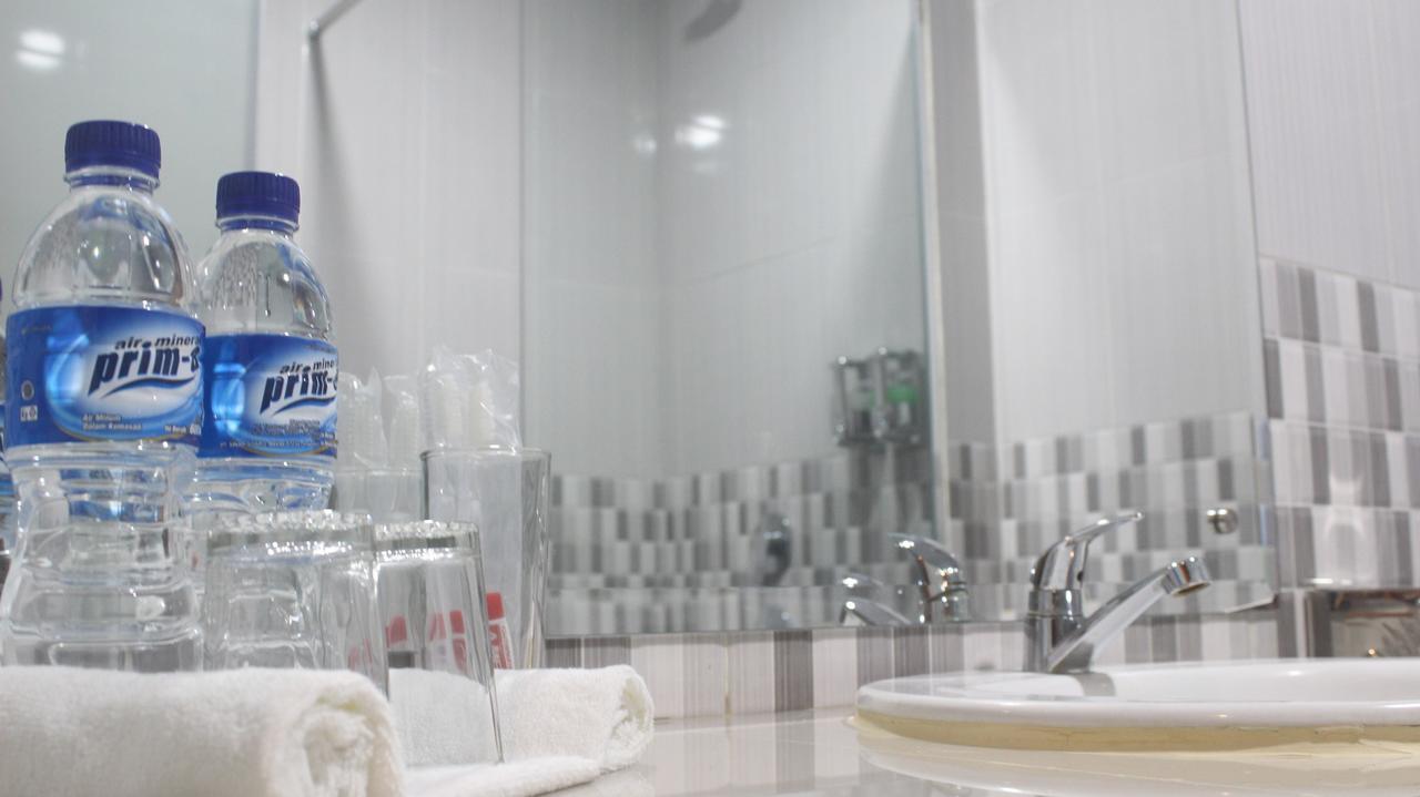 Lj Hotel 메단 외부 사진
